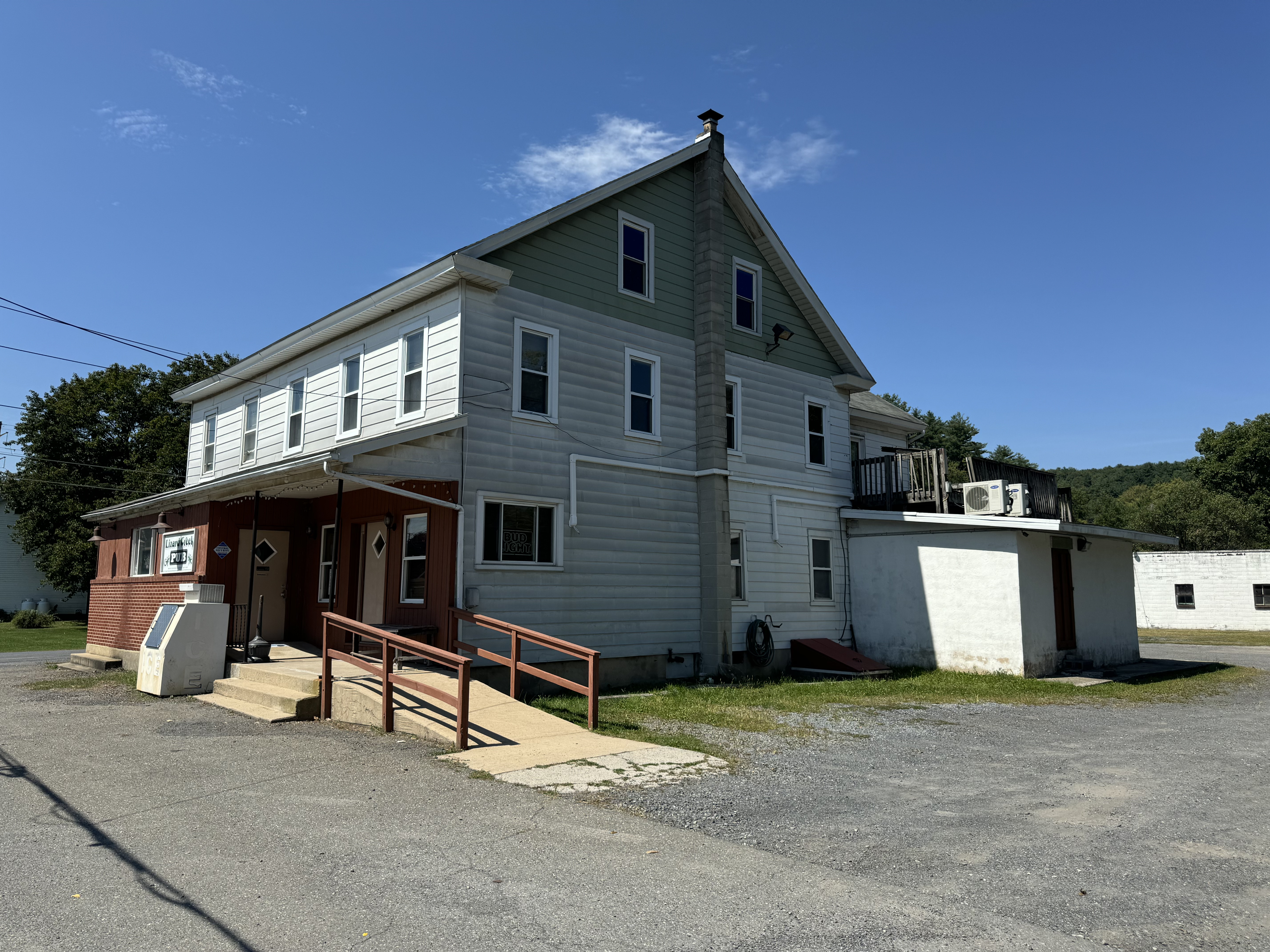 1424 W Lizard Creek Rd, Lehighton, Pennsylvania 18235, ,Retail,For Sale,Lizard Creek Pub,1424 W Lizard Creek Rd,1115