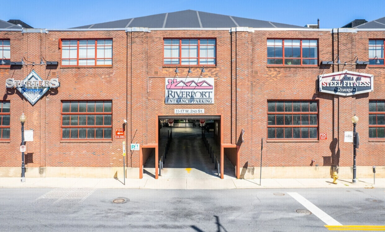 15 W 2nd St, Bethlehem, Pennsylvania 18015, ,Retail,For Sale and For Lease,Riverport,15 W 2nd St,1153