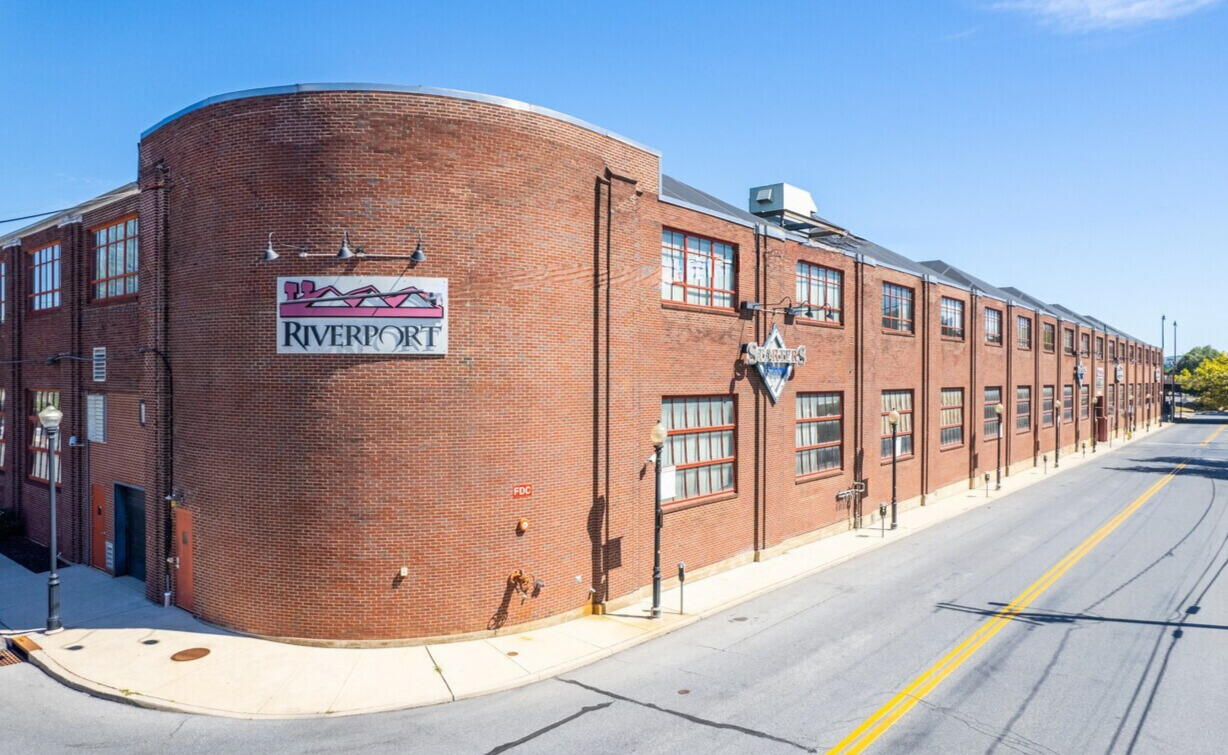 15 W 2nd St, Bethlehem, Pennsylvania 18015, ,Retail,For Sale and For Lease,Riverport,15 W 2nd St,1153