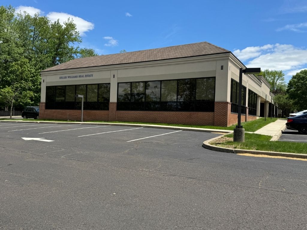 601 Bethlehem Pike, Montgomeryville, Pennsylvania 18936, ,Office,For Sale and For Lease,B-2 Suite 100,601 Bethlehem Pike,1154