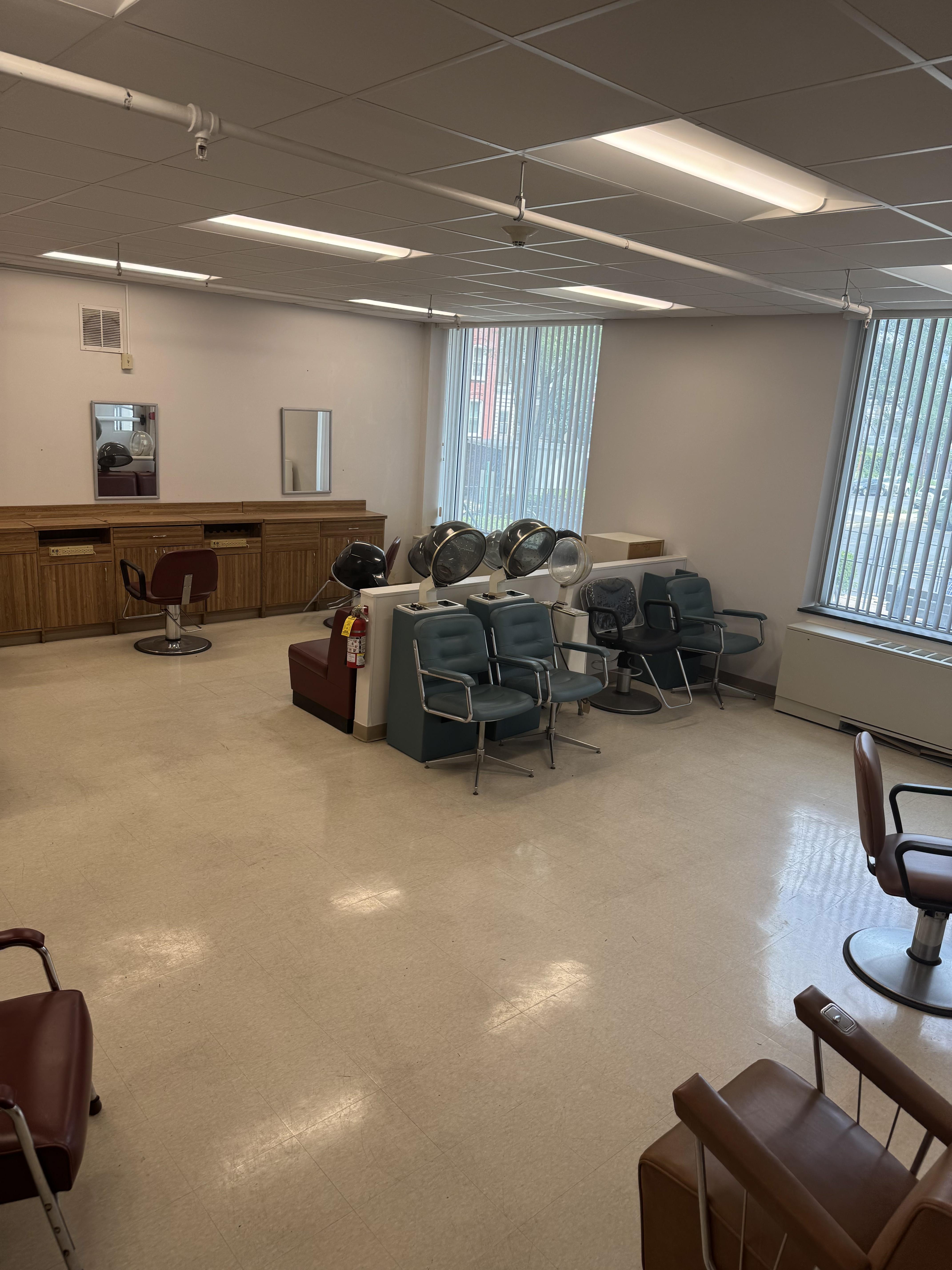 1440 W Walnut St, Allentown, Pennsylvania 18102, ,Retail,For Lease,Arbor View Tower,1440 W Walnut St,1,1167