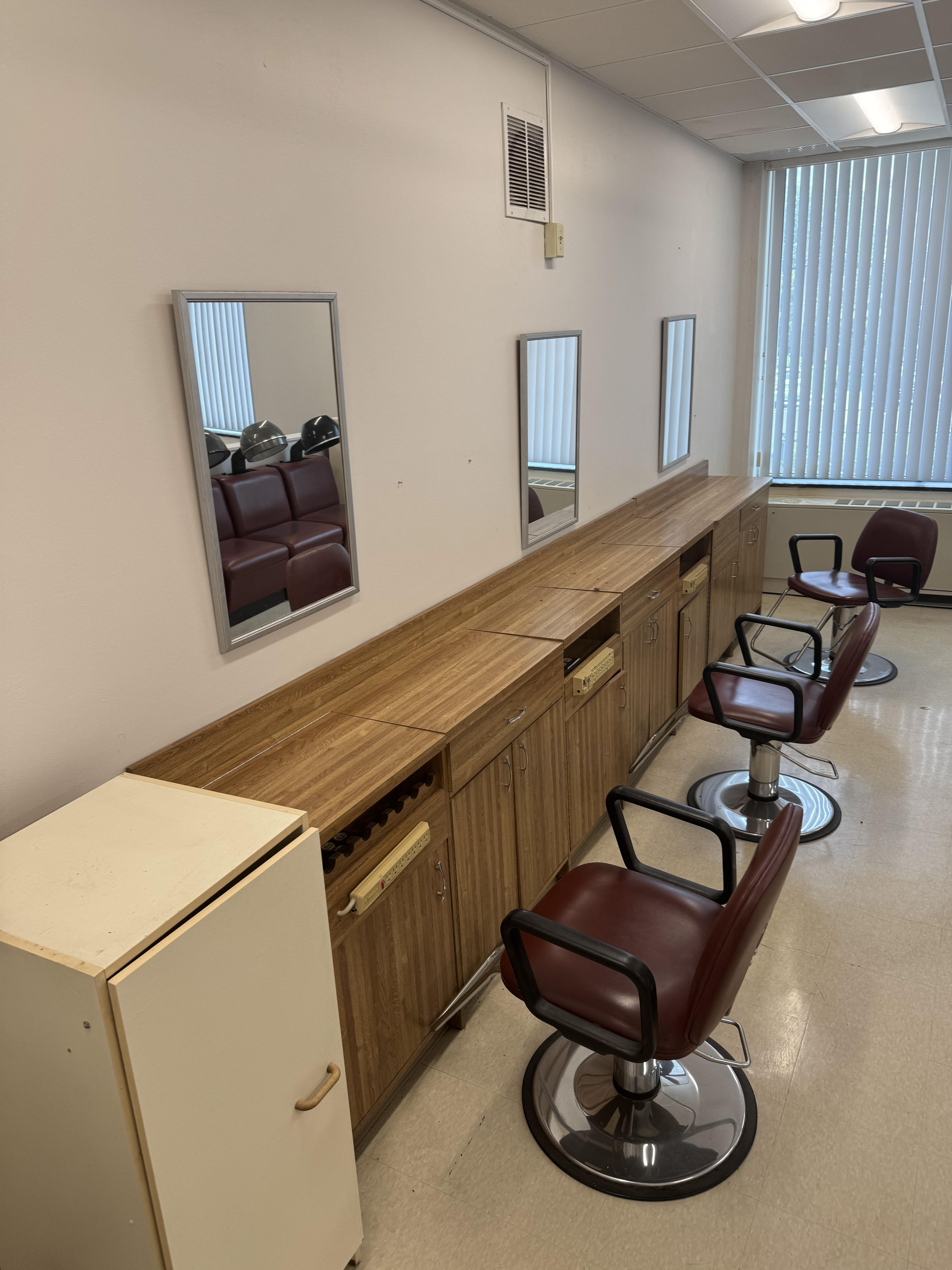 1440 W Walnut St, Allentown, Pennsylvania 18102, ,Retail,For Lease,Arbor View Tower,1440 W Walnut St,1,1167
