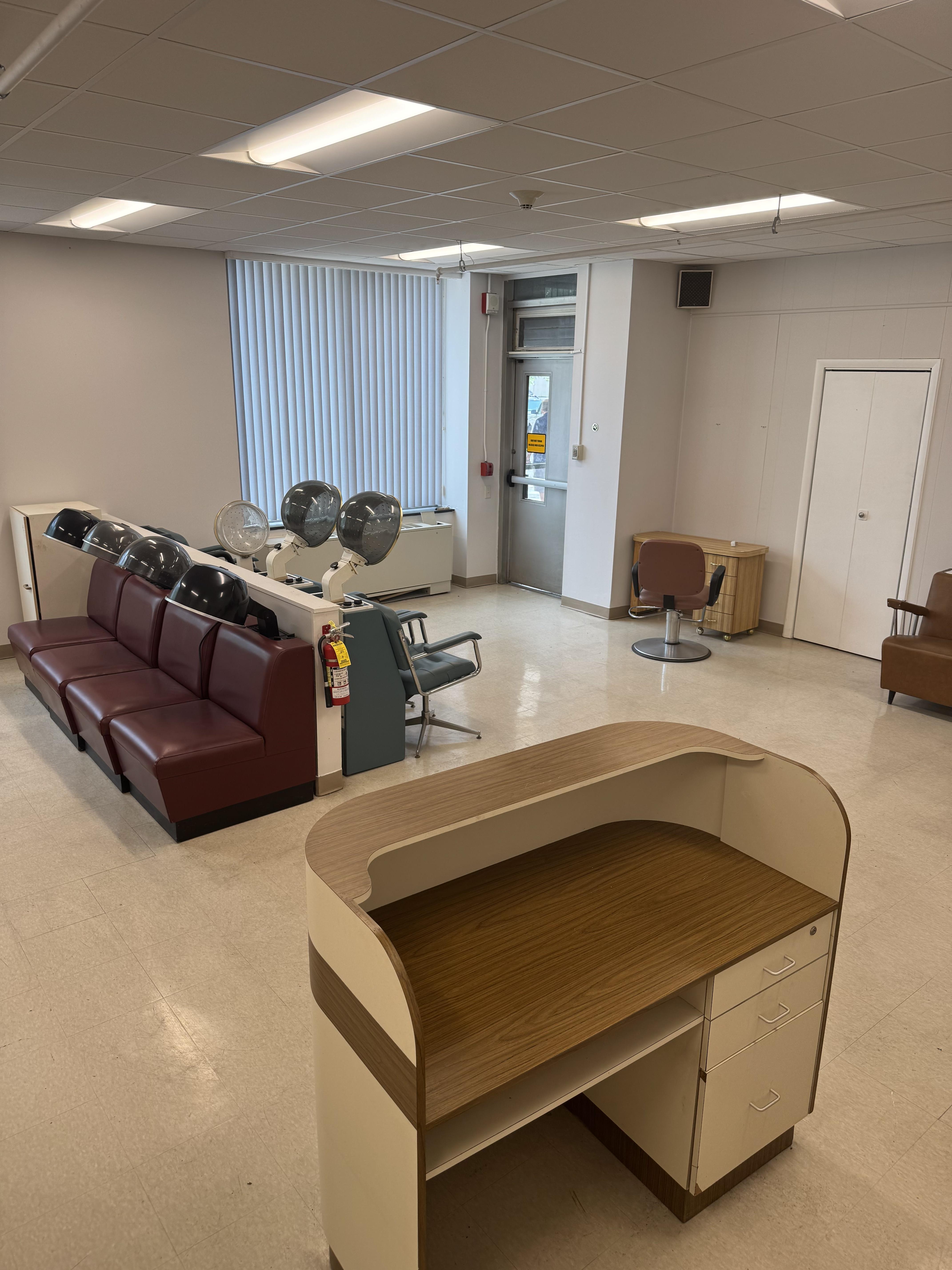 1440 W Walnut St, Allentown, Pennsylvania 18102, ,Retail,For Lease,Arbor View Tower,1440 W Walnut St,1,1167