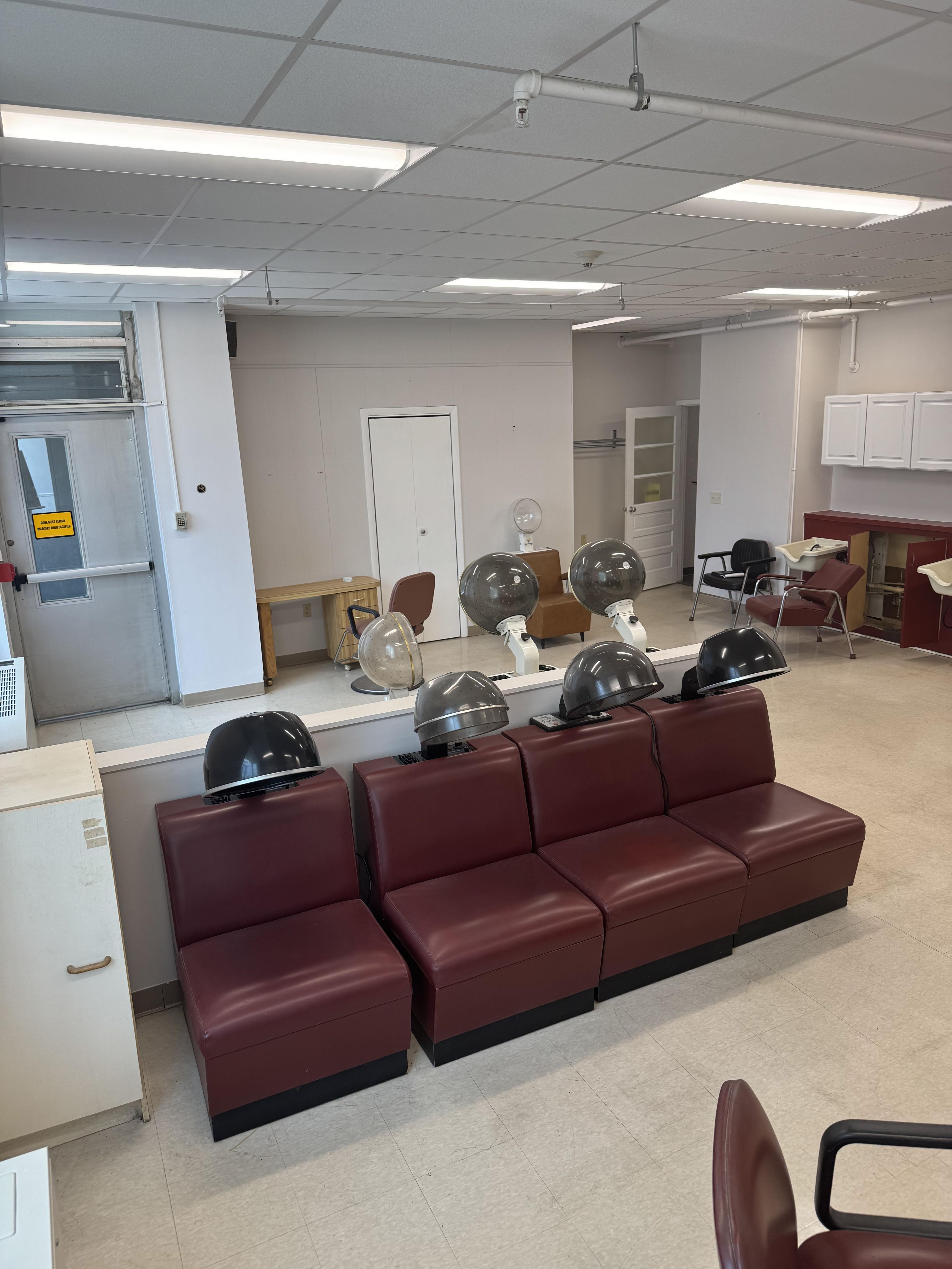 1440 W Walnut St, Allentown, Pennsylvania 18102, ,Retail,For Lease,Arbor View Tower,1440 W Walnut St,1,1167