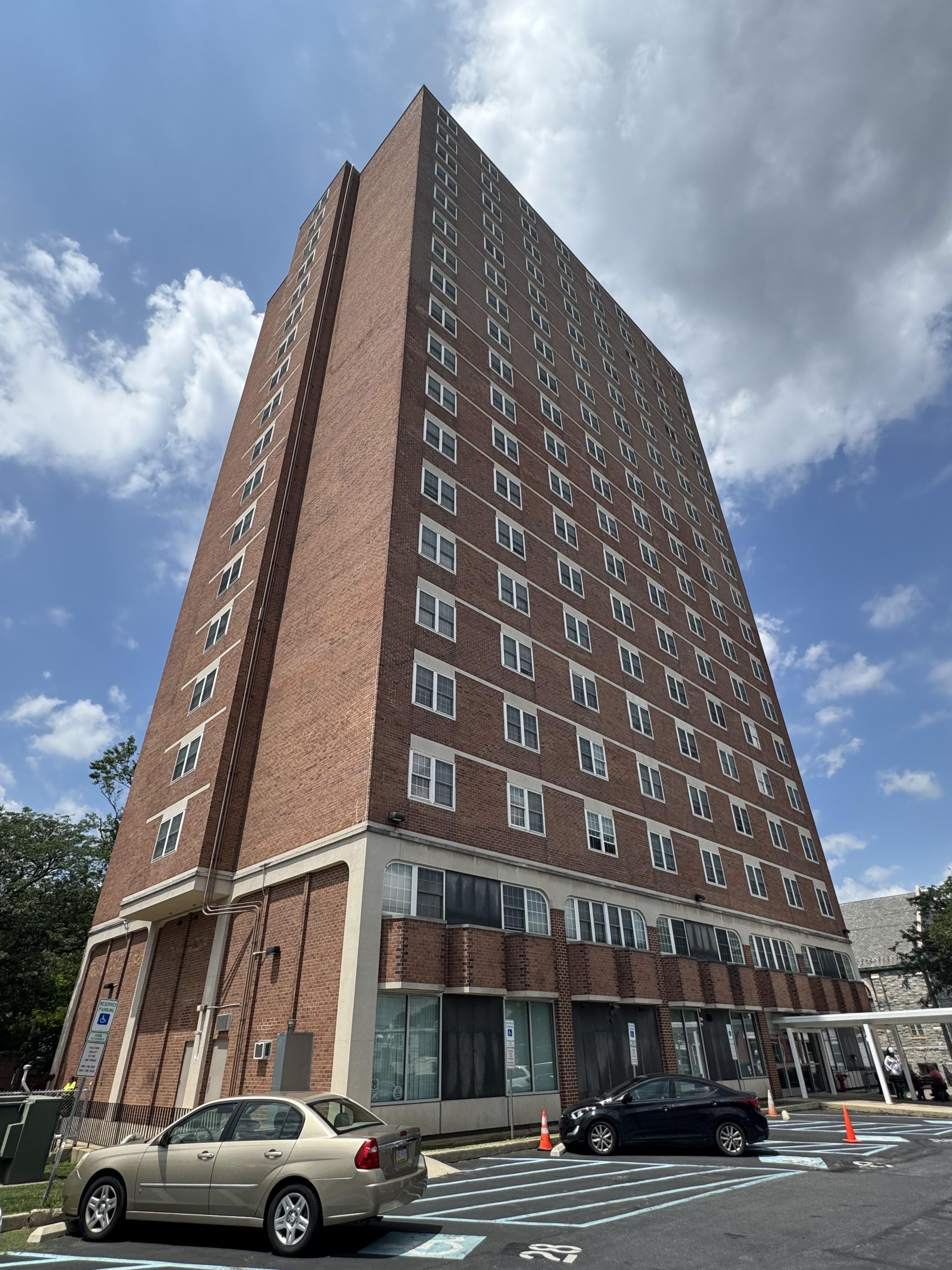 1440 W Walnut St, Allentown, Pennsylvania 18102, ,Retail,For Lease,Arbor View Tower,1440 W Walnut St,1,1167