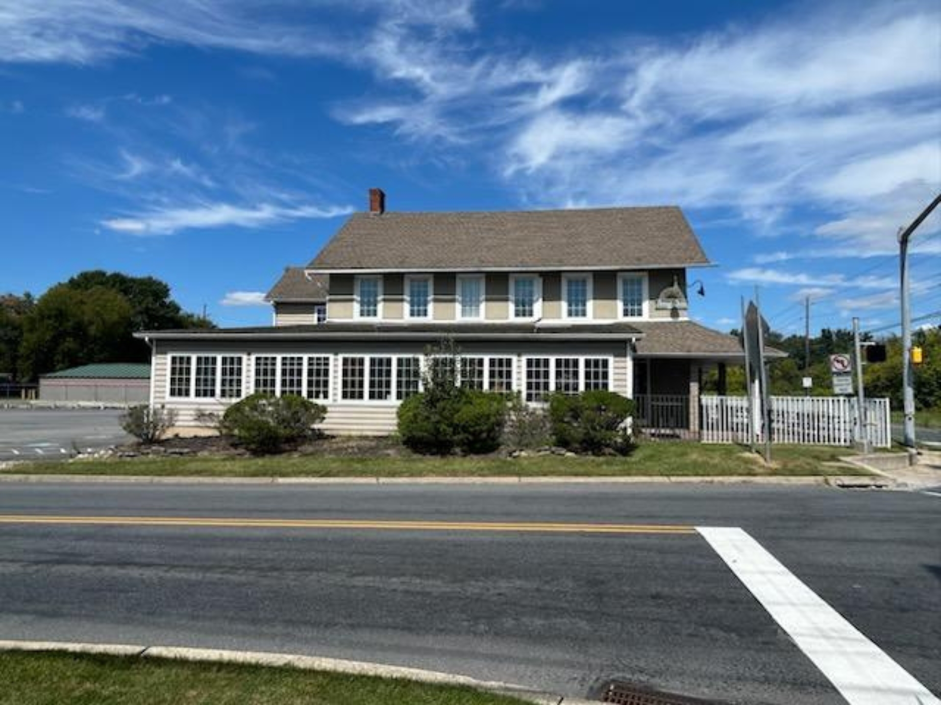 6751 Ruppsville Rd, Allentown, Pennsylvania 18106, ,Retail,For Lease,The Sunset Grille,6751 Ruppsville Rd,1176
