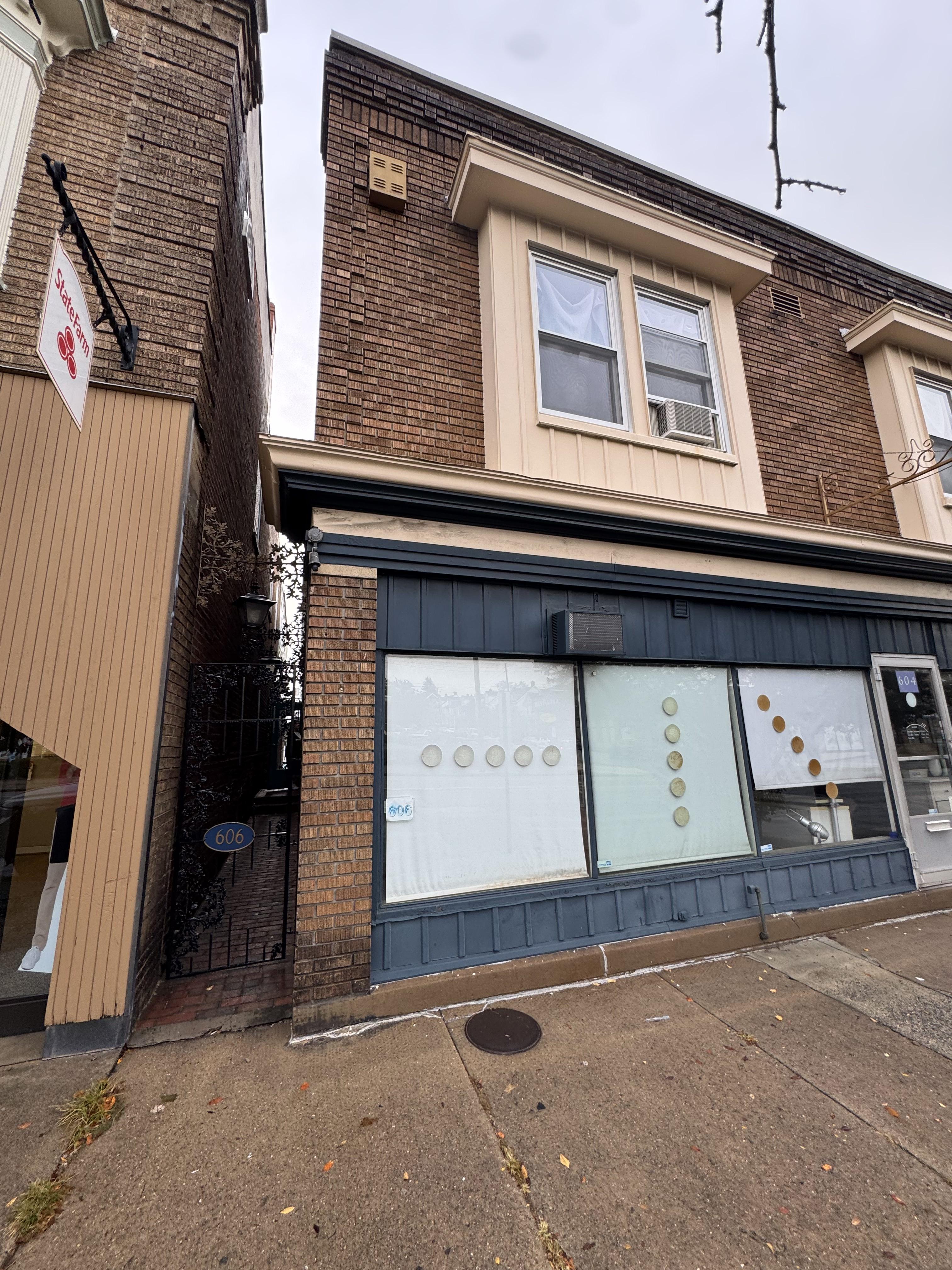 606 W Broad St, Bethlehem, Pennsylvania 18018, ,Office,For Lease,606 W Broad St,1189