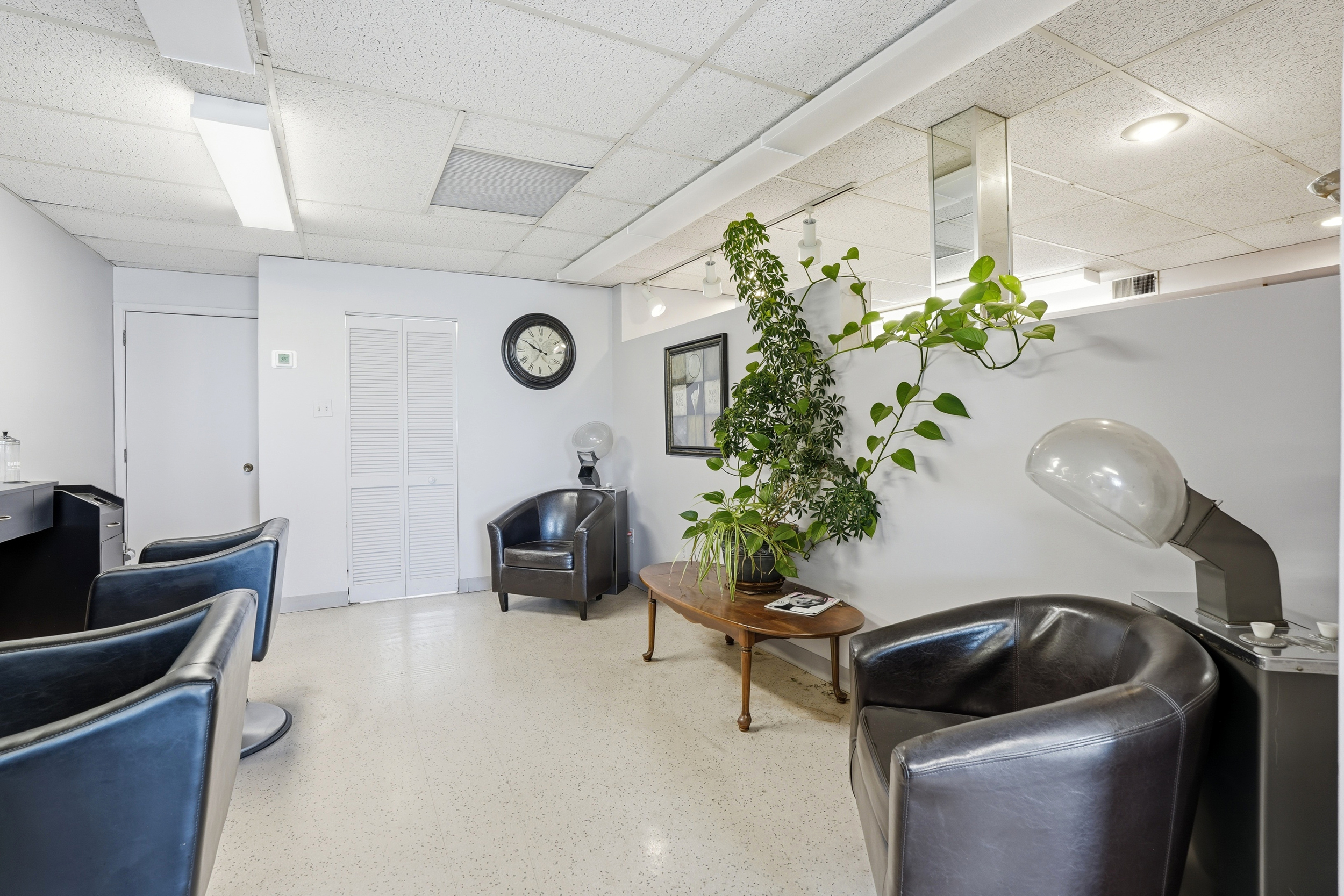 1645-1655 Hausman Rd, Allentown, Pennsylvania 18104, ,Retail,For Lease,Hausman Plaza,1645-1655 Hausman Rd,1208