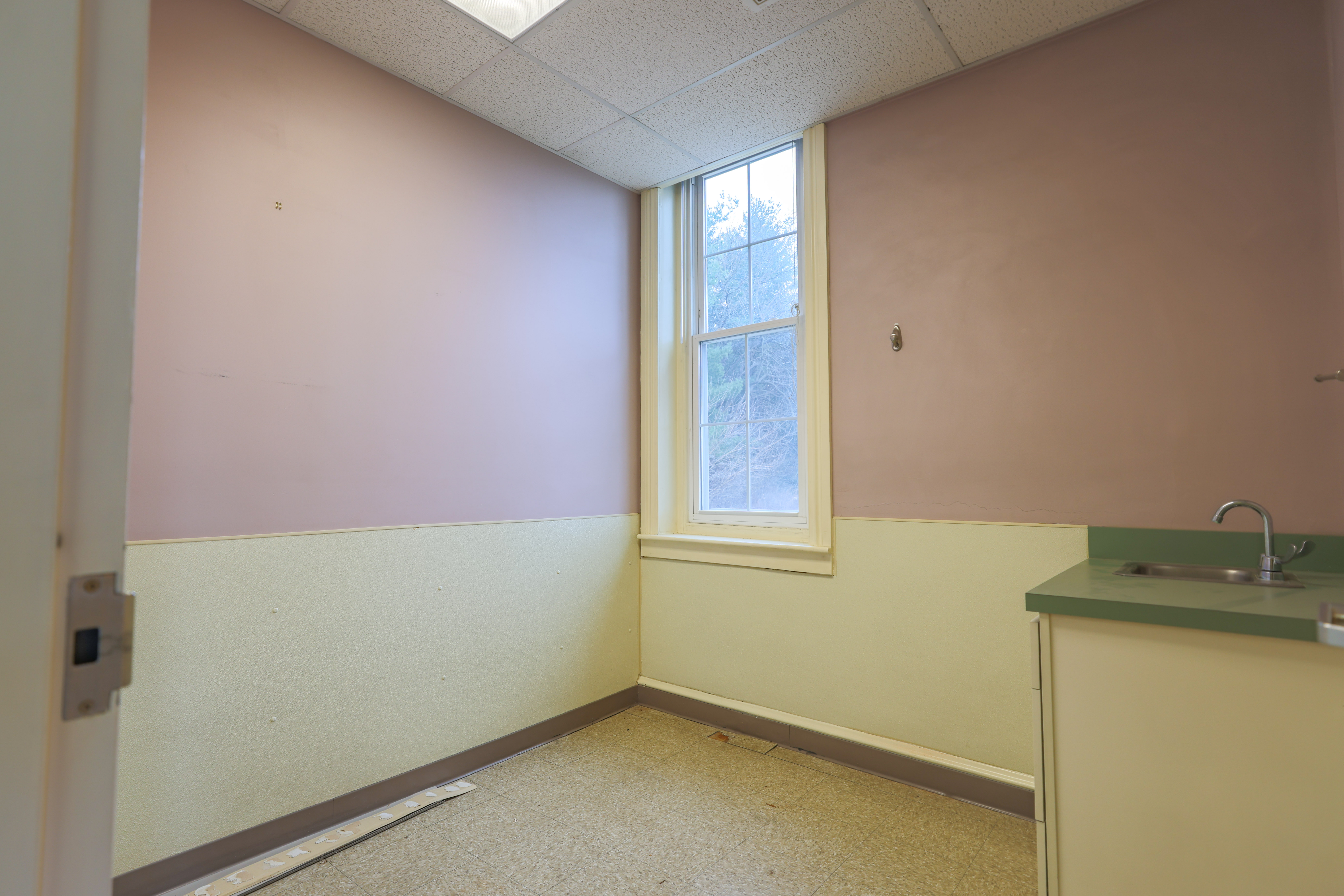 1645-1655 Hausman Rd, Allentown, Pennsylvania 18104, ,Retail,For Lease,Hausman Plaza,1645-1655 Hausman Rd,1208