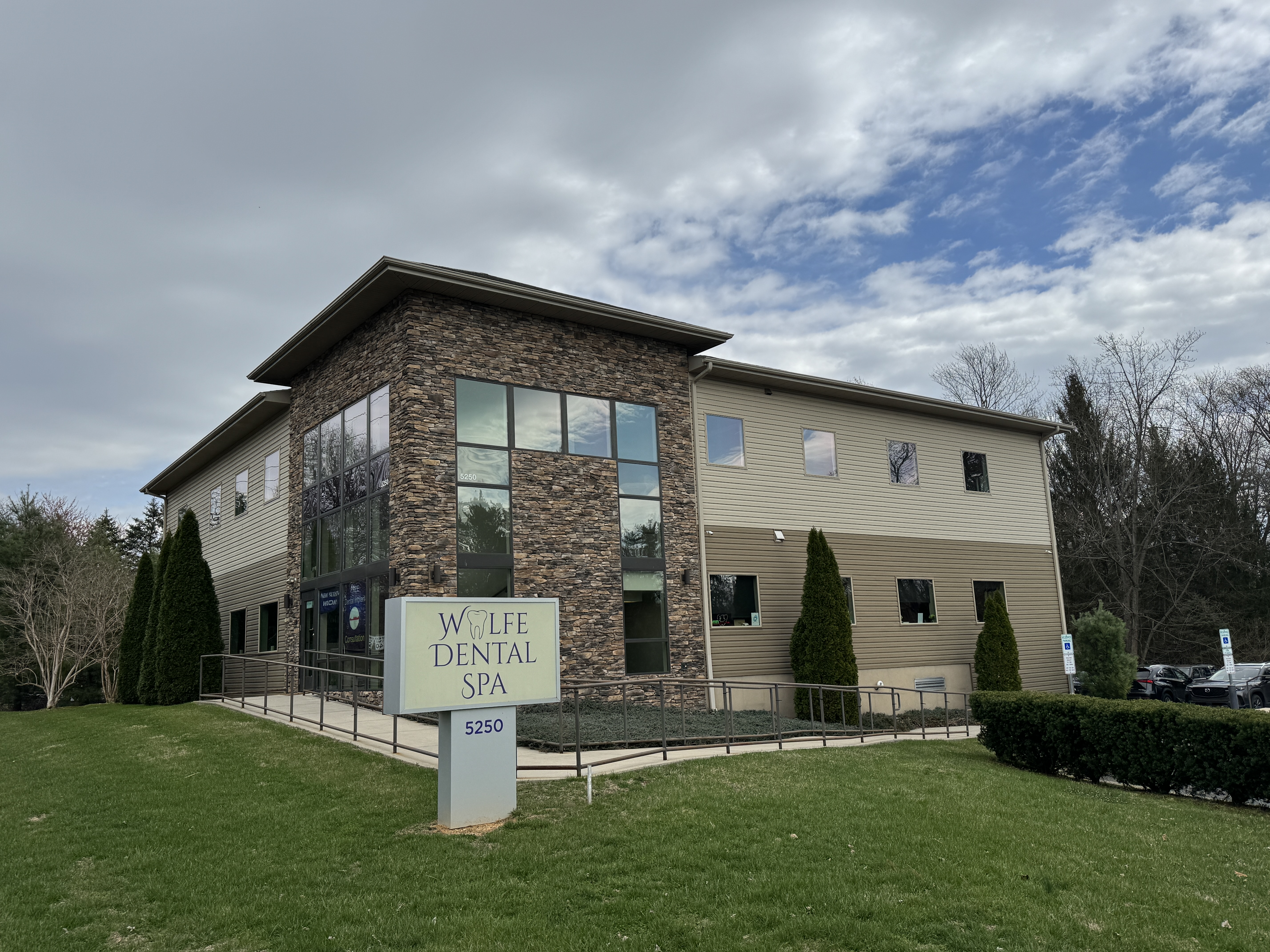 5250 Freemansburg Ave, Easton, Pennsylvania 18045, ,Office,For Sale,5250 Freemansburg Ave,1210