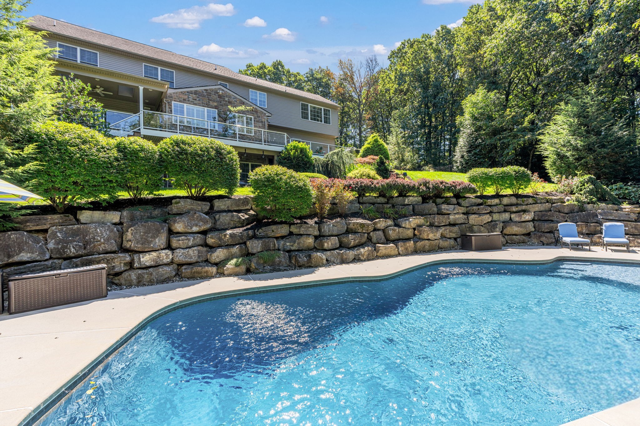 5615 Kernsville Rd, Orefield, Pennsylvania 18069, 5 Bedrooms Bedrooms, 22 Rooms Rooms,4 BathroomsBathrooms,Residence,Residential For Sale,5615 Kernsville Rd,1211