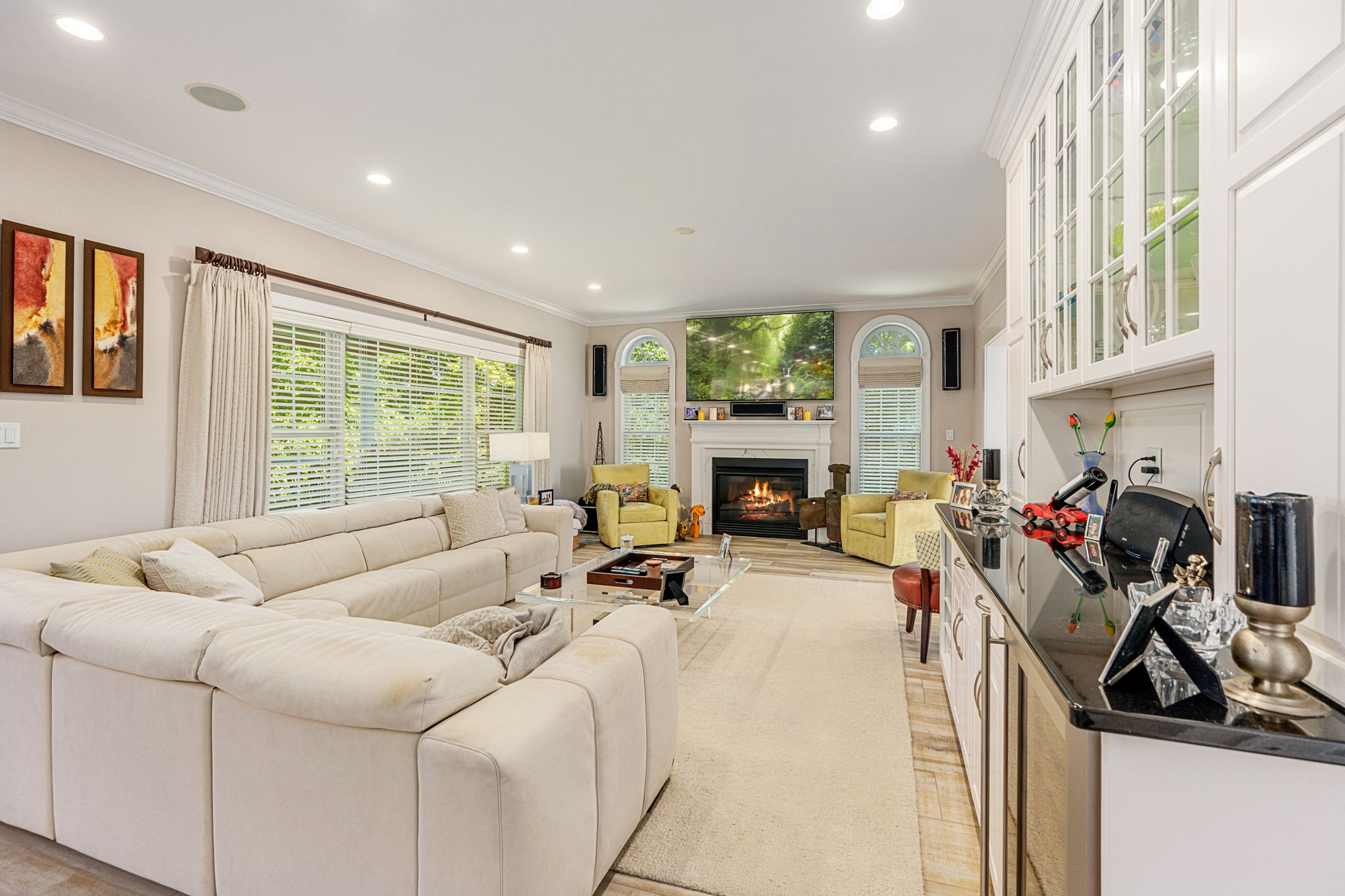 5615 Kernsville Rd, Orefield, Pennsylvania 18069, 5 Bedrooms Bedrooms, 22 Rooms Rooms,4 BathroomsBathrooms,Residence,Residential For Sale,5615 Kernsville Rd,1211