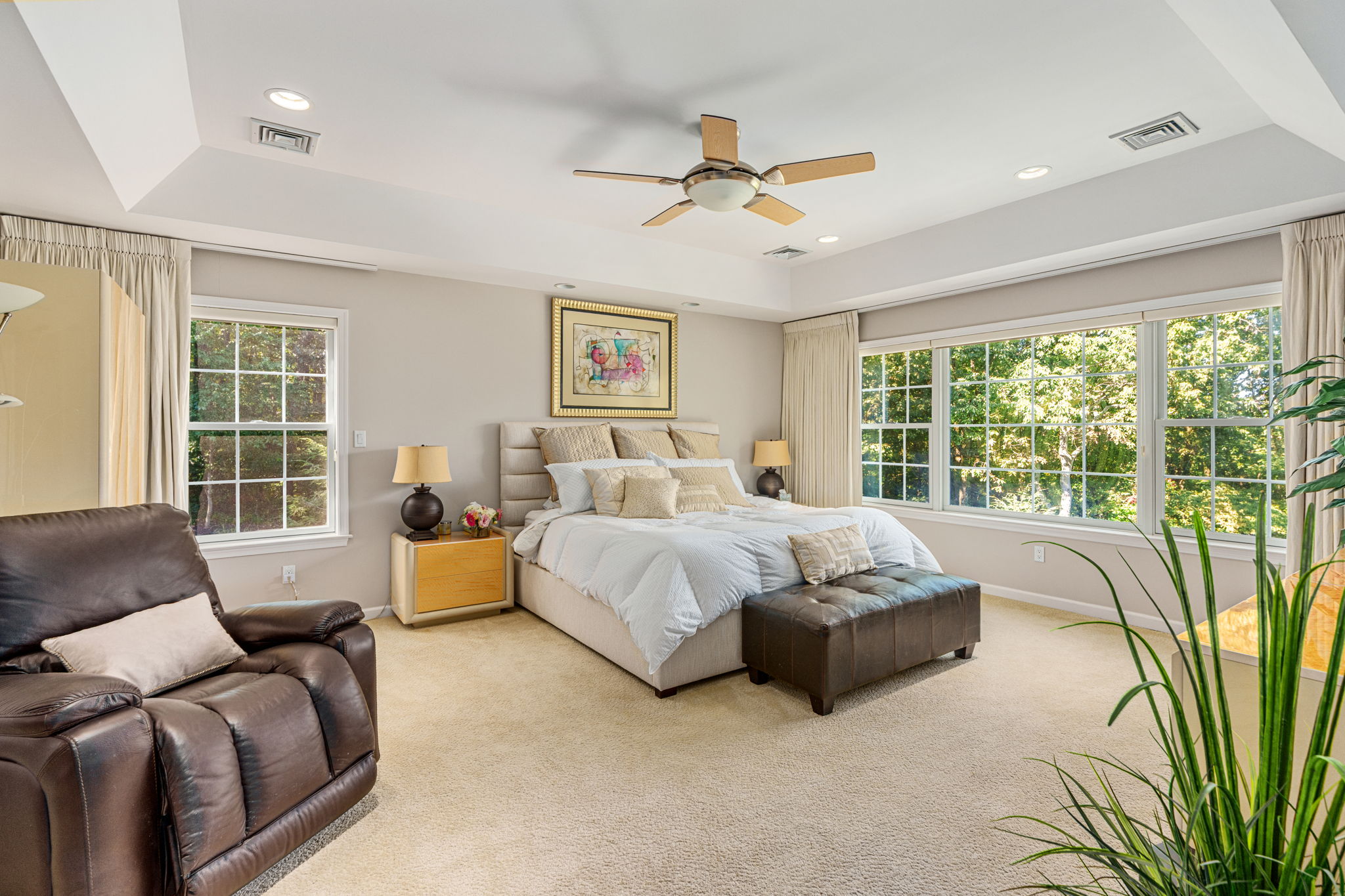 5615 Kernsville Rd, Orefield, Pennsylvania 18069, 5 Bedrooms Bedrooms, 22 Rooms Rooms,4 BathroomsBathrooms,Residence,Residential For Sale,5615 Kernsville Rd,1211