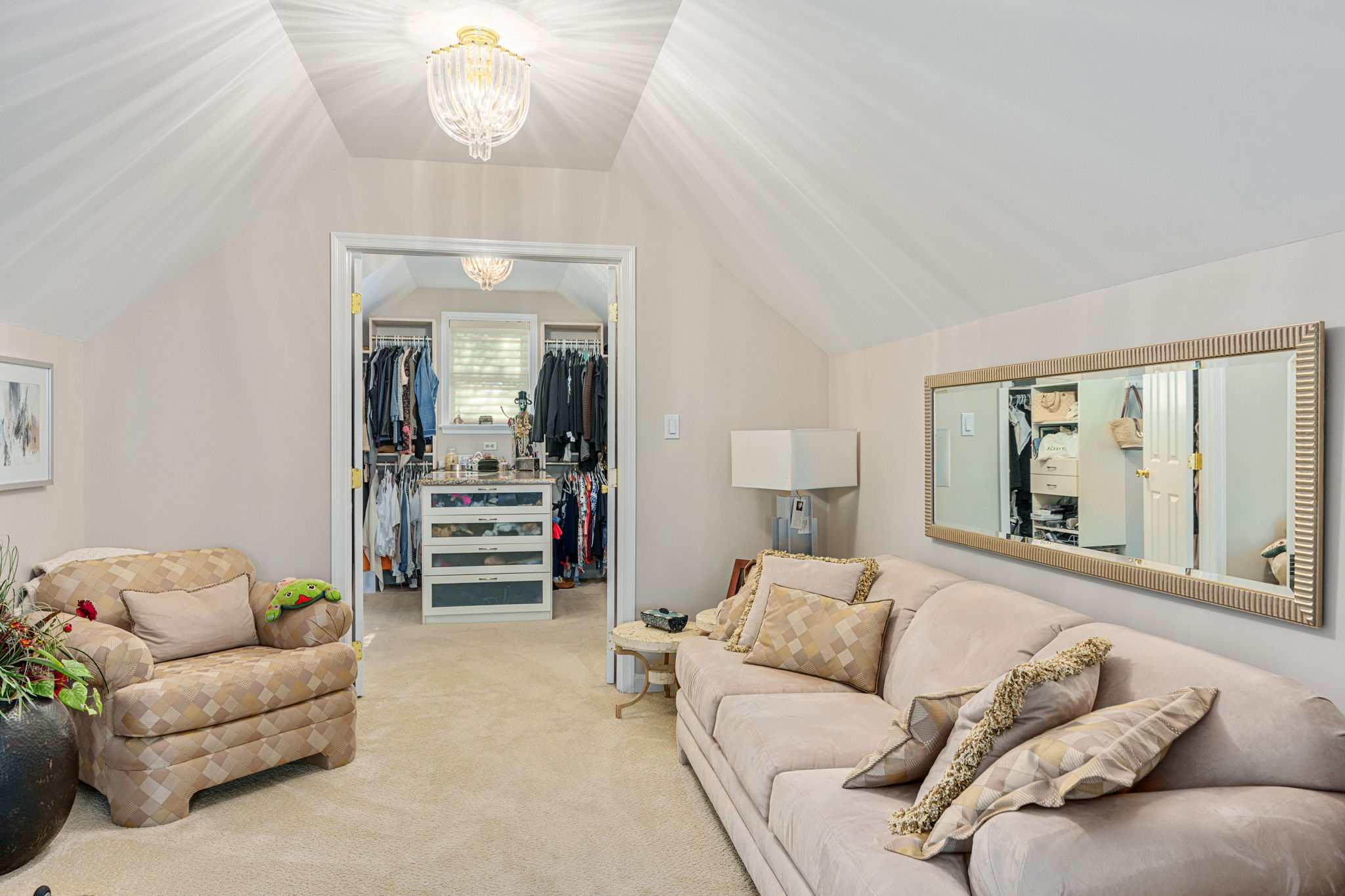 5615 Kernsville Rd, Orefield, Pennsylvania 18069, 5 Bedrooms Bedrooms, 22 Rooms Rooms,4 BathroomsBathrooms,Residence,Residential For Sale,5615 Kernsville Rd,1211