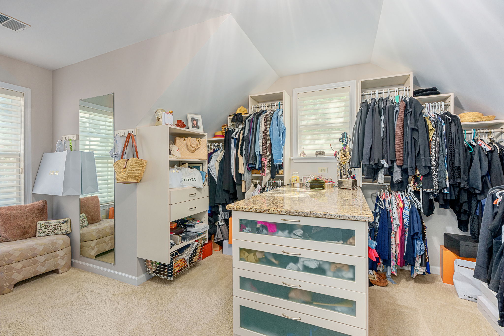 5615 Kernsville Rd, Orefield, Pennsylvania 18069, 5 Bedrooms Bedrooms, 22 Rooms Rooms,4 BathroomsBathrooms,Residence,Residential For Sale,5615 Kernsville Rd,1211