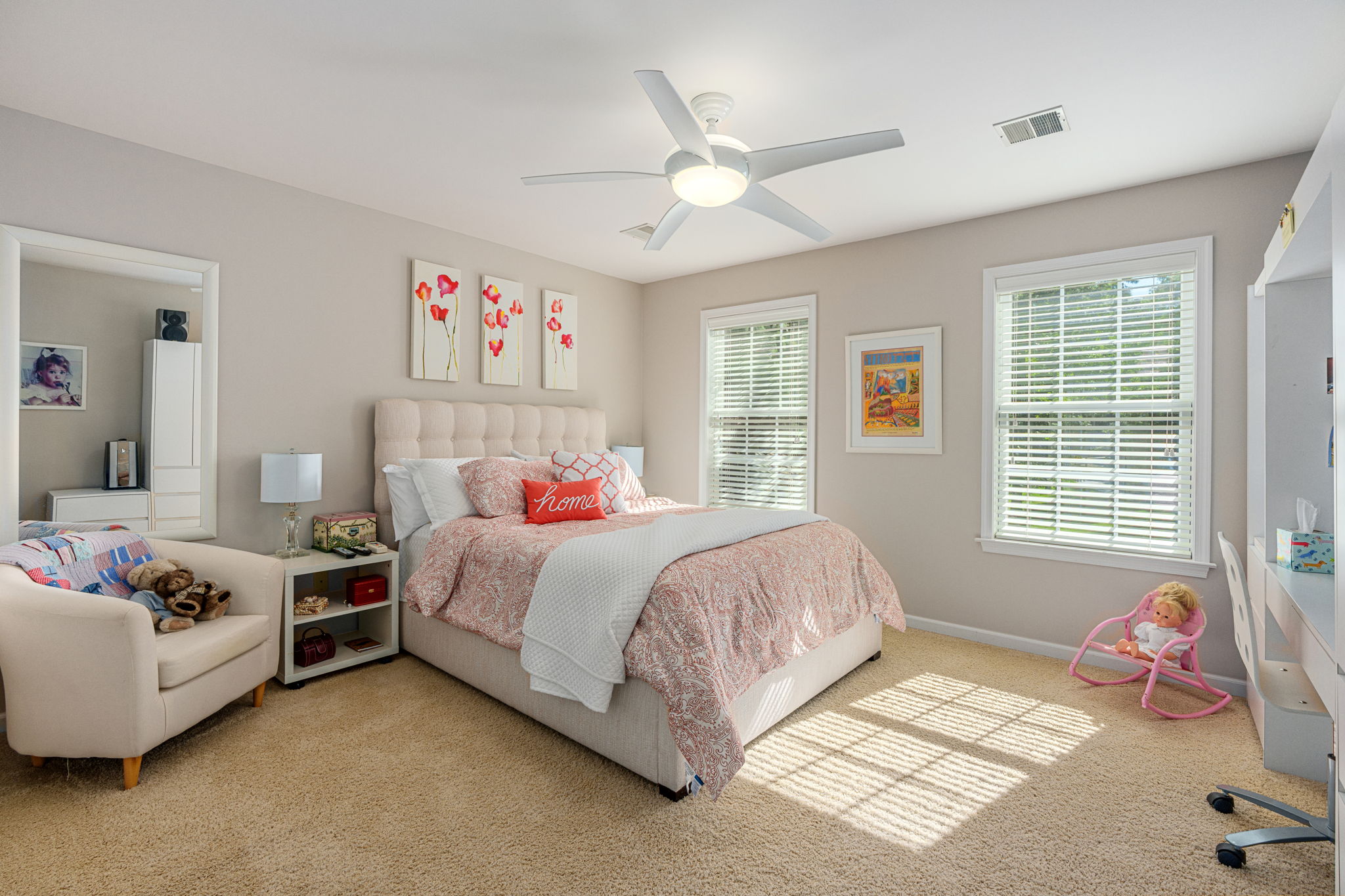 5615 Kernsville Rd, Orefield, Pennsylvania 18069, 5 Bedrooms Bedrooms, 22 Rooms Rooms,4 BathroomsBathrooms,Residence,Residential For Sale,5615 Kernsville Rd,1211