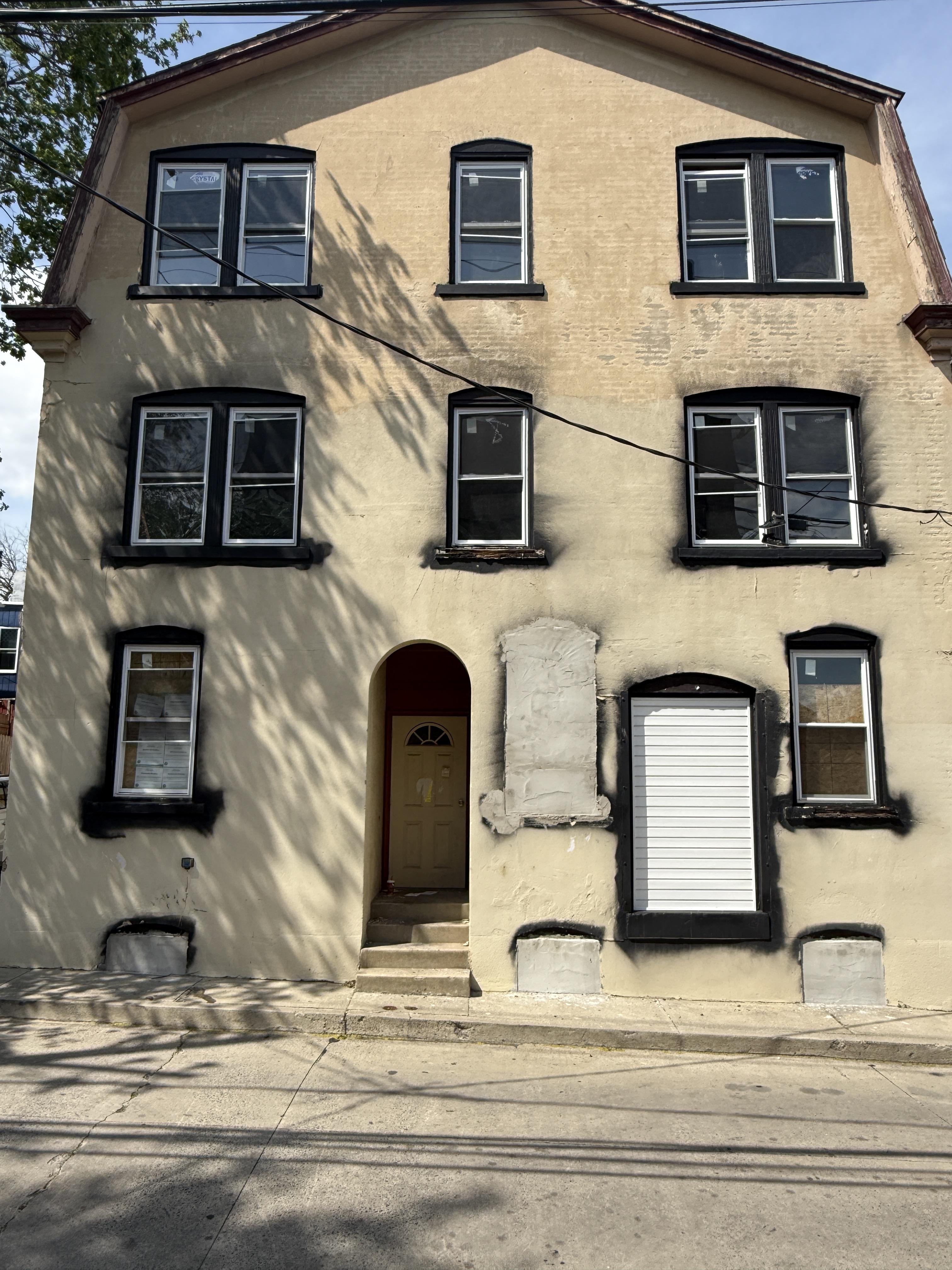 1413 W Court St, Allentown, Pennsylvania 18102, ,Apartment,For Sale,1413 W Court St,1212