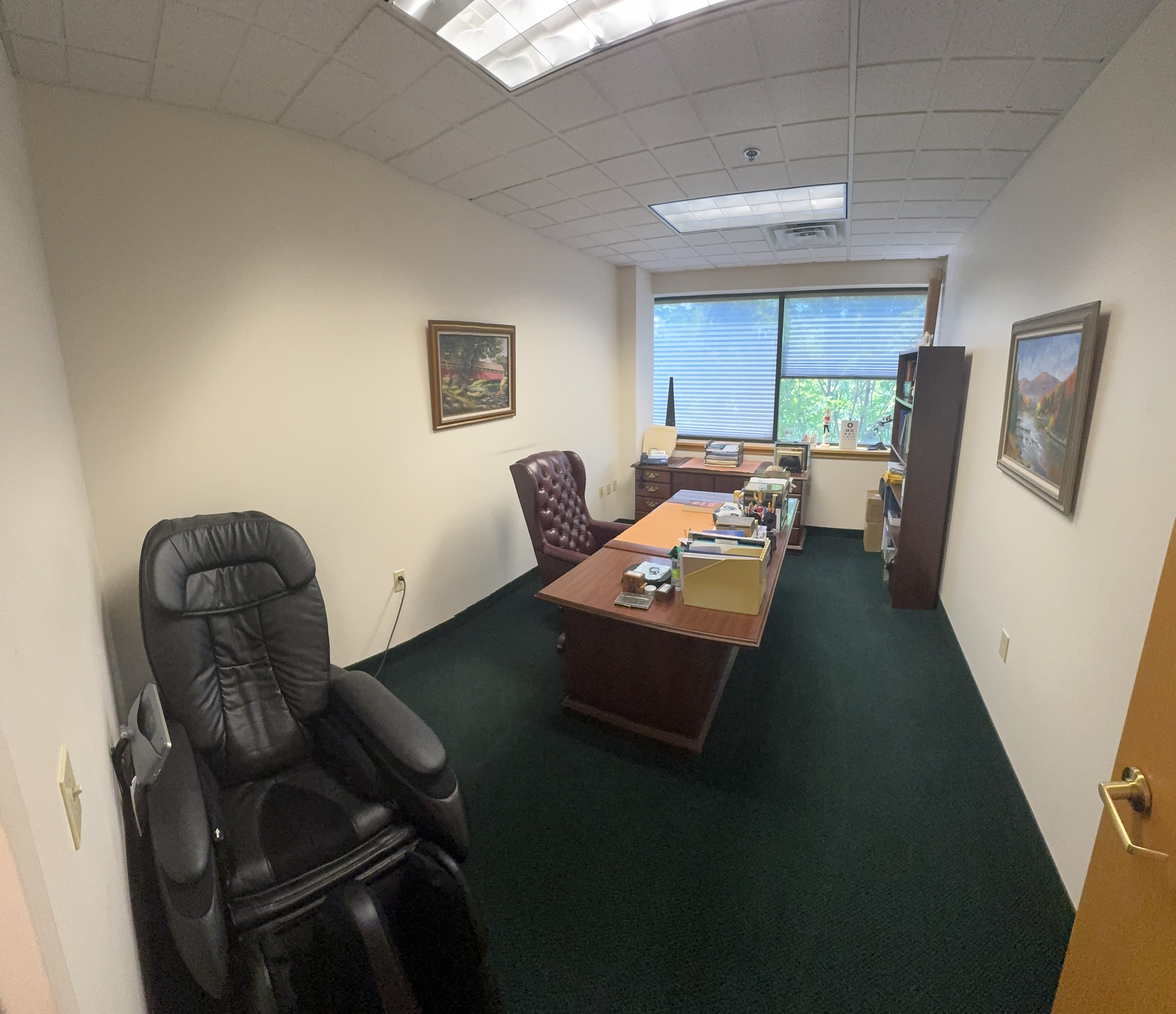 1611 Pond Rd, Allentown, Pennsylvania 18104, ,Office,For Sale and For Lease,1611 Pond Rd,1220