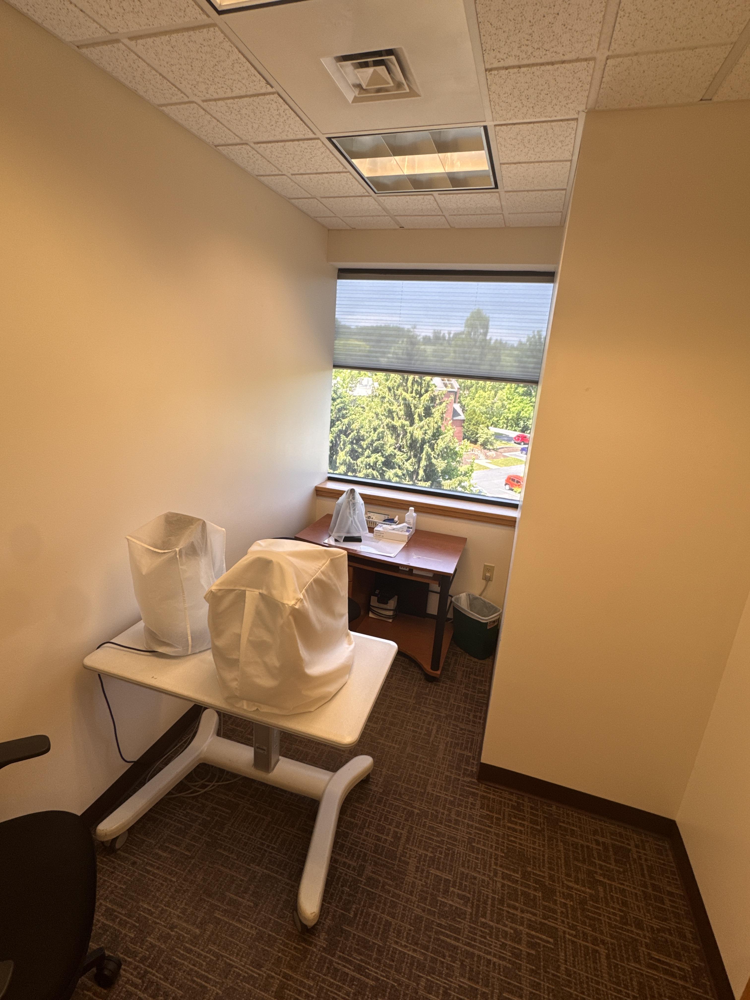1611 Pond Rd, Allentown, Pennsylvania 18104, ,Office,For Sale and For Lease,1611 Pond Rd,1220