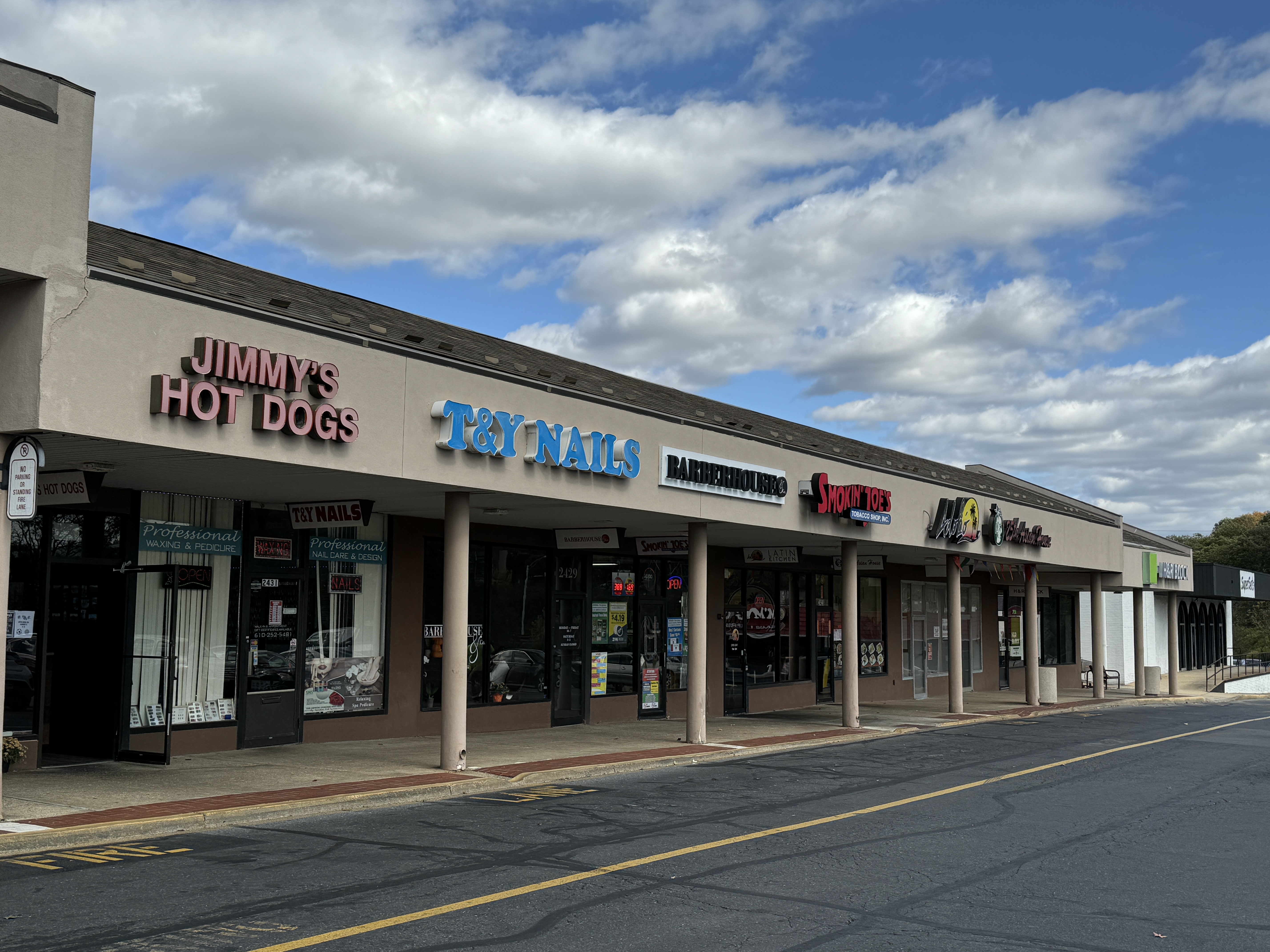 2429 - 2463 Nazareth Rd, Easton, Pennsylvania 18042, ,Retail,For Lease,2429 - 2463 Nazareth Rd,1029