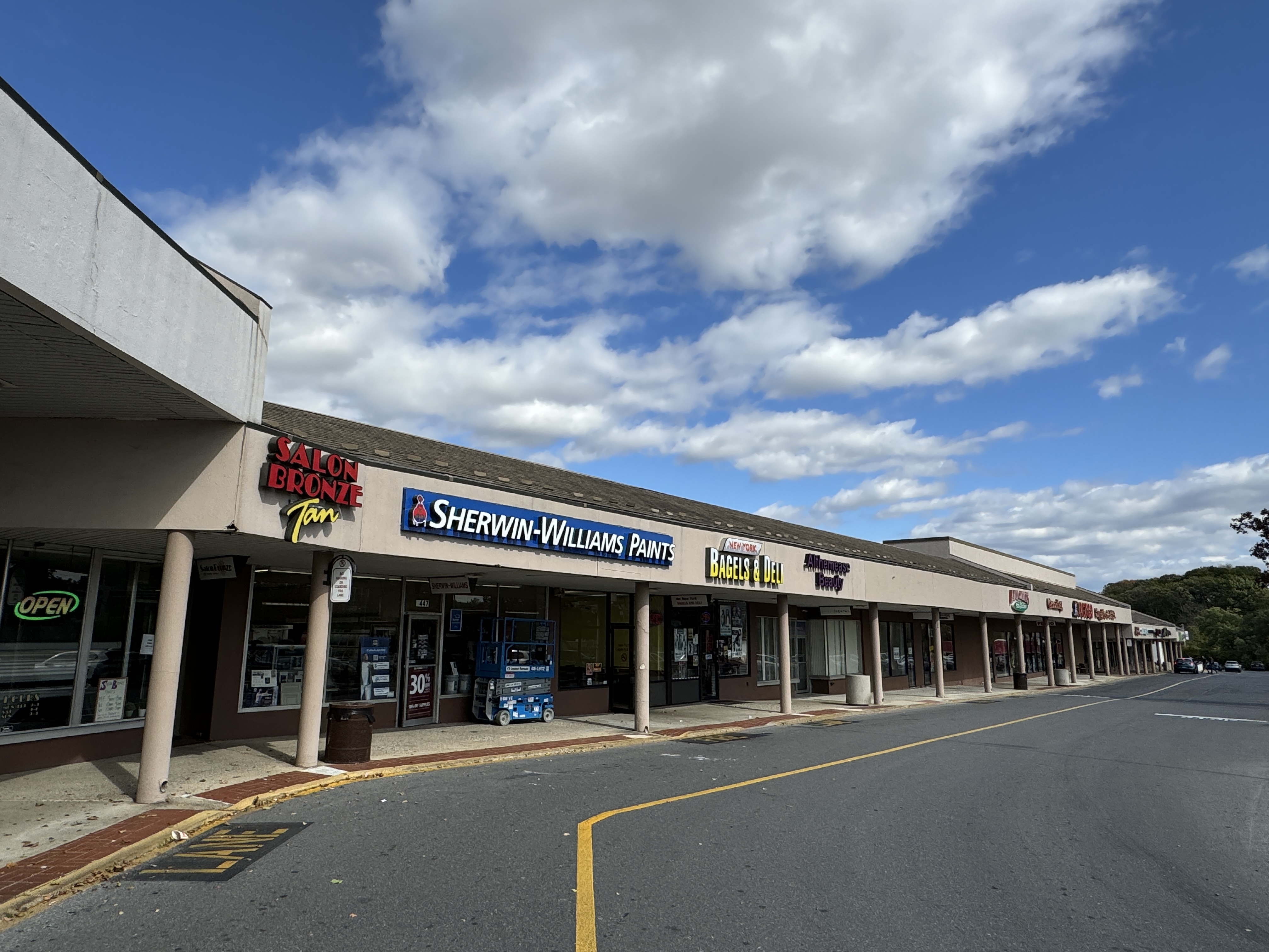 2429 - 2463 Nazareth Rd, Easton, Pennsylvania 18042, ,Retail,For Lease,2429 - 2463 Nazareth Rd,1029