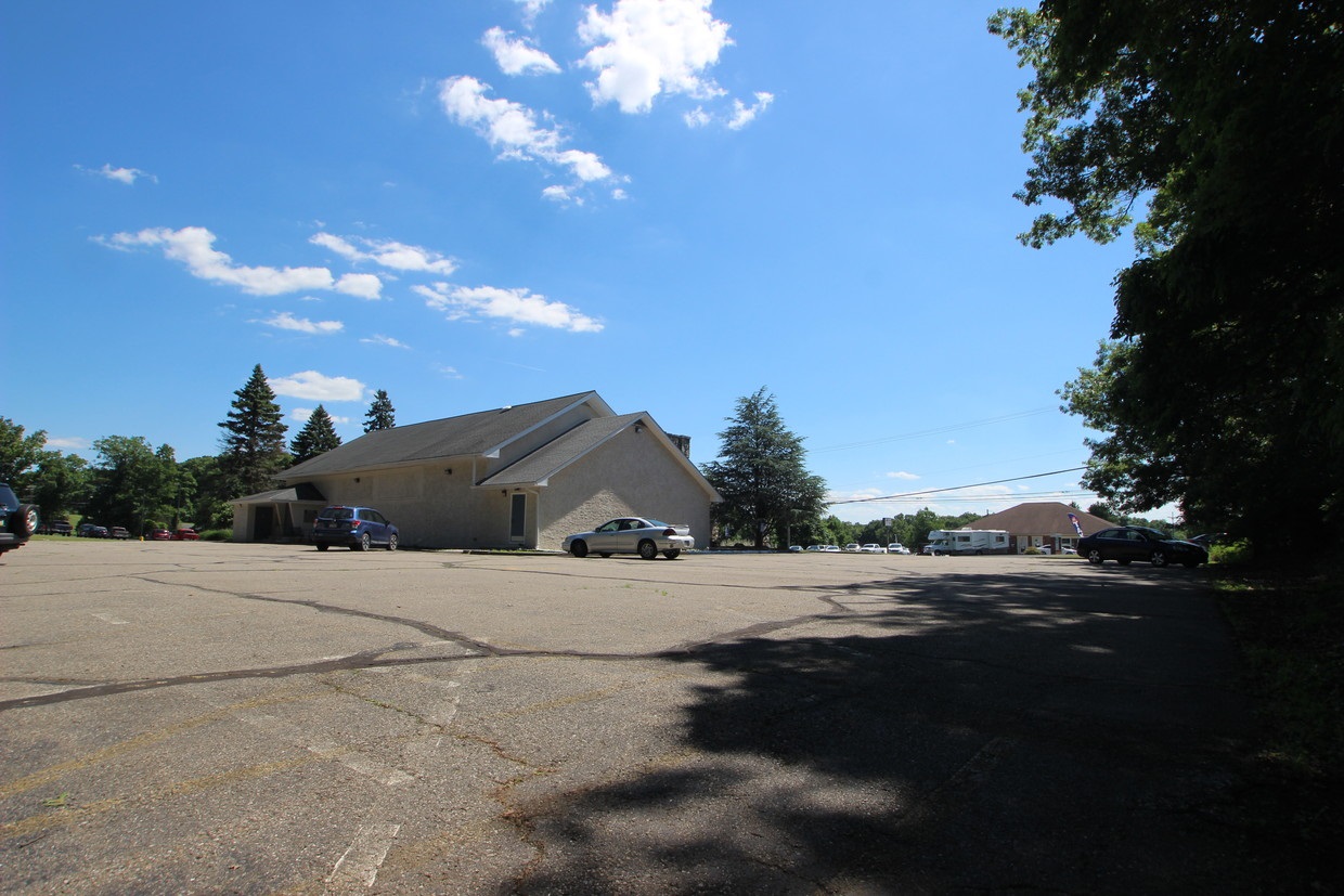 347 Blue Valley Dr, Bangor, Pennsylvania 18013, ,Office,For Lease,347 Blue Valley Dr,1032