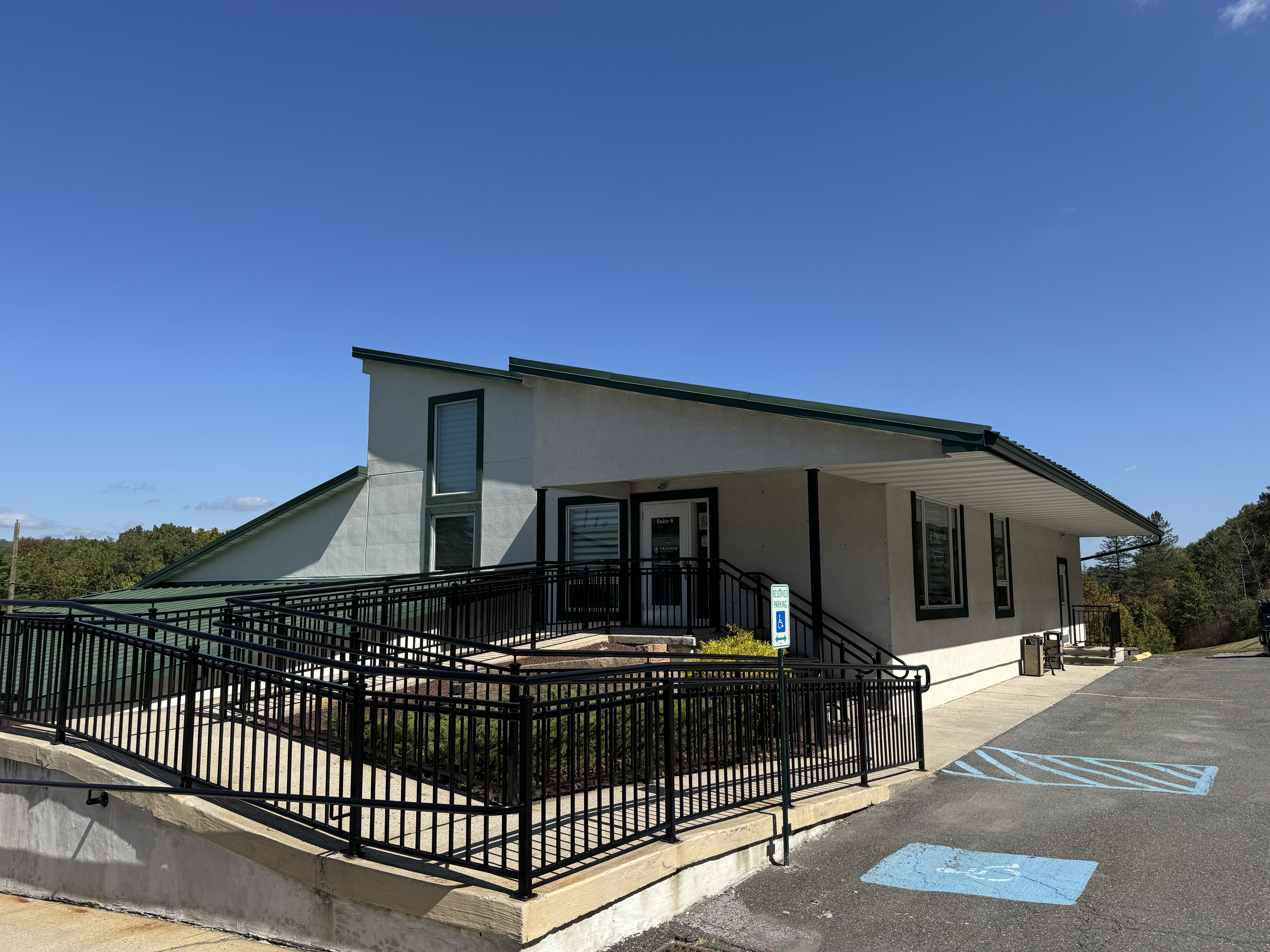 771-811 Blakeslee Blvd Drive East, Lehighton, Pennsylvania 18235, ,Office,For Lease,771-811 Blakeslee Blvd Drive East,1049